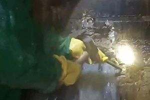 邯郸消防水池堵漏施工视频